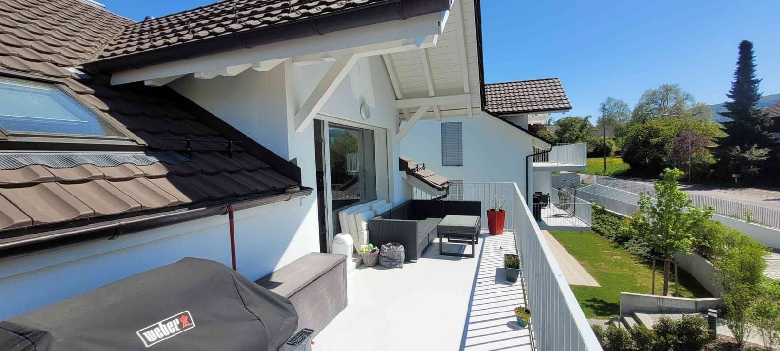 Helles WG-Zimmer in 4.5-Zimmer-Dachwohnung in ruhiger, grüner Umgebung — vignette 12