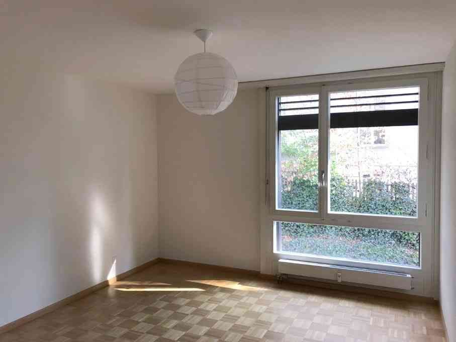 Ruhiges helles Zimmer in 3er-WG, schöne Aussicht, nähe Bahnhof — vignette 2