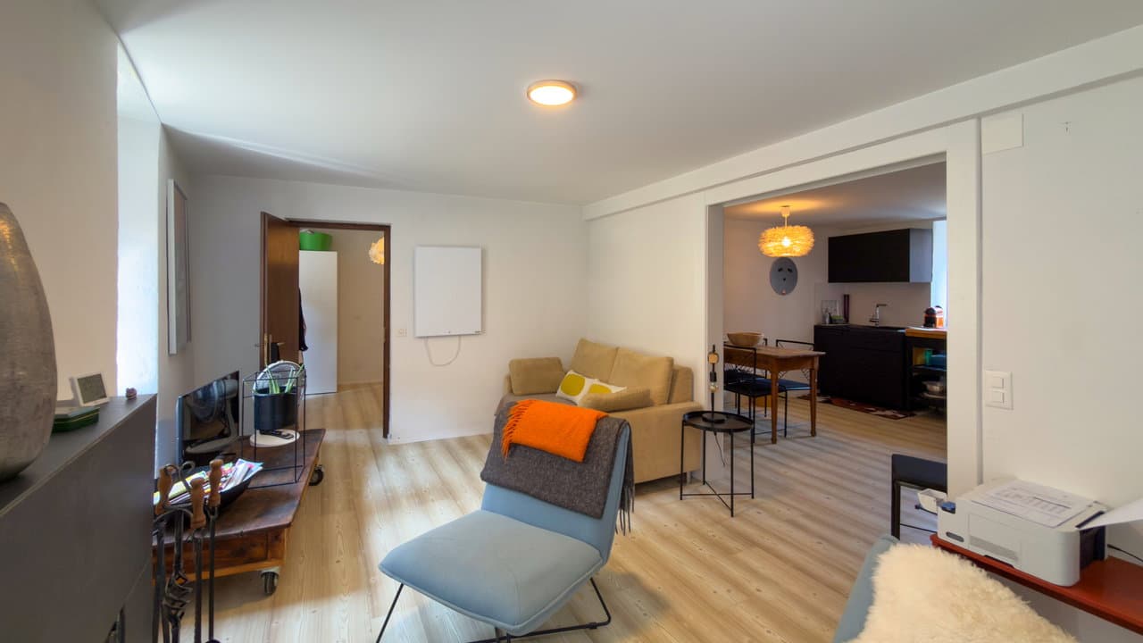 Gemütliche 2.5-Zimmer-Wohnung möbliert im Kern von Scairolo — vignette 3