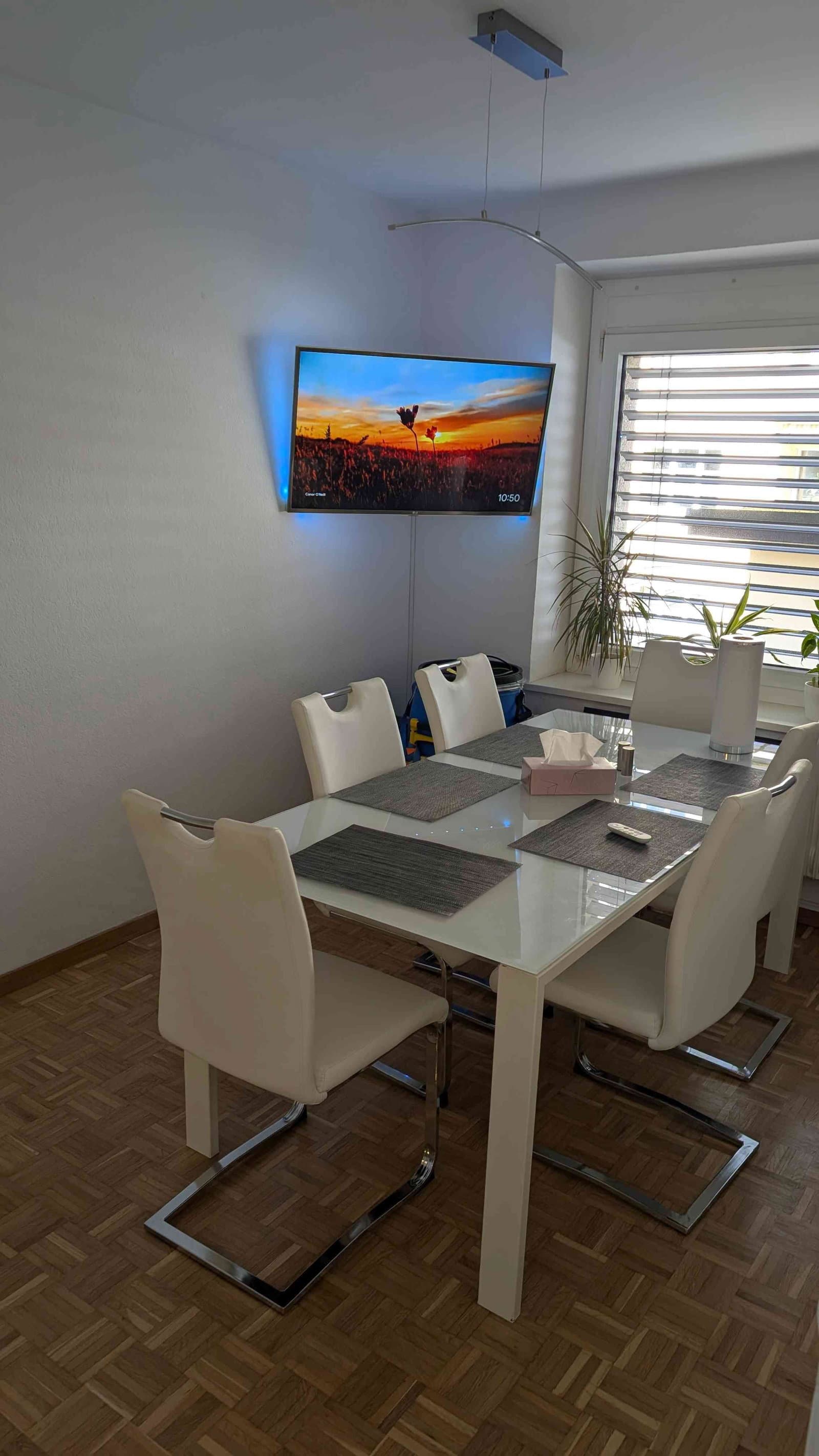 Möbliertes Zimmer in einer voll ausgestatteten Wohnung — photo 1