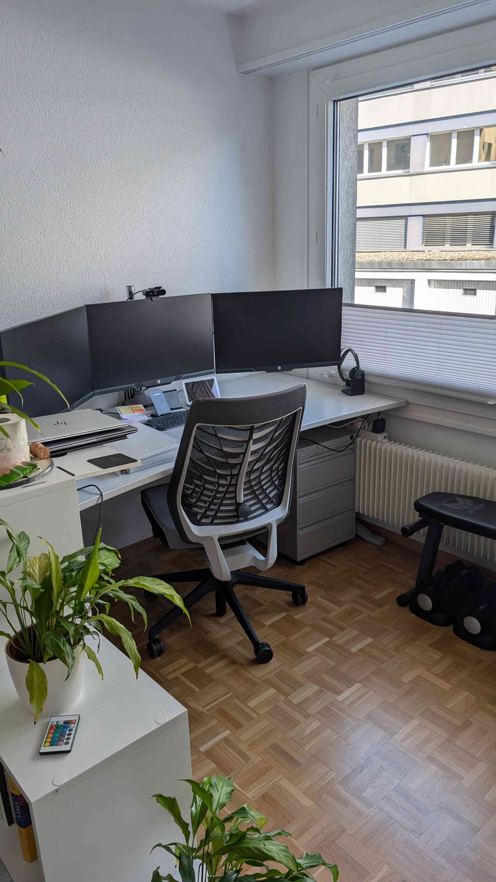 Möbliertes Zimmer in einer voll ausgestatteten Wohnung — vignette 2