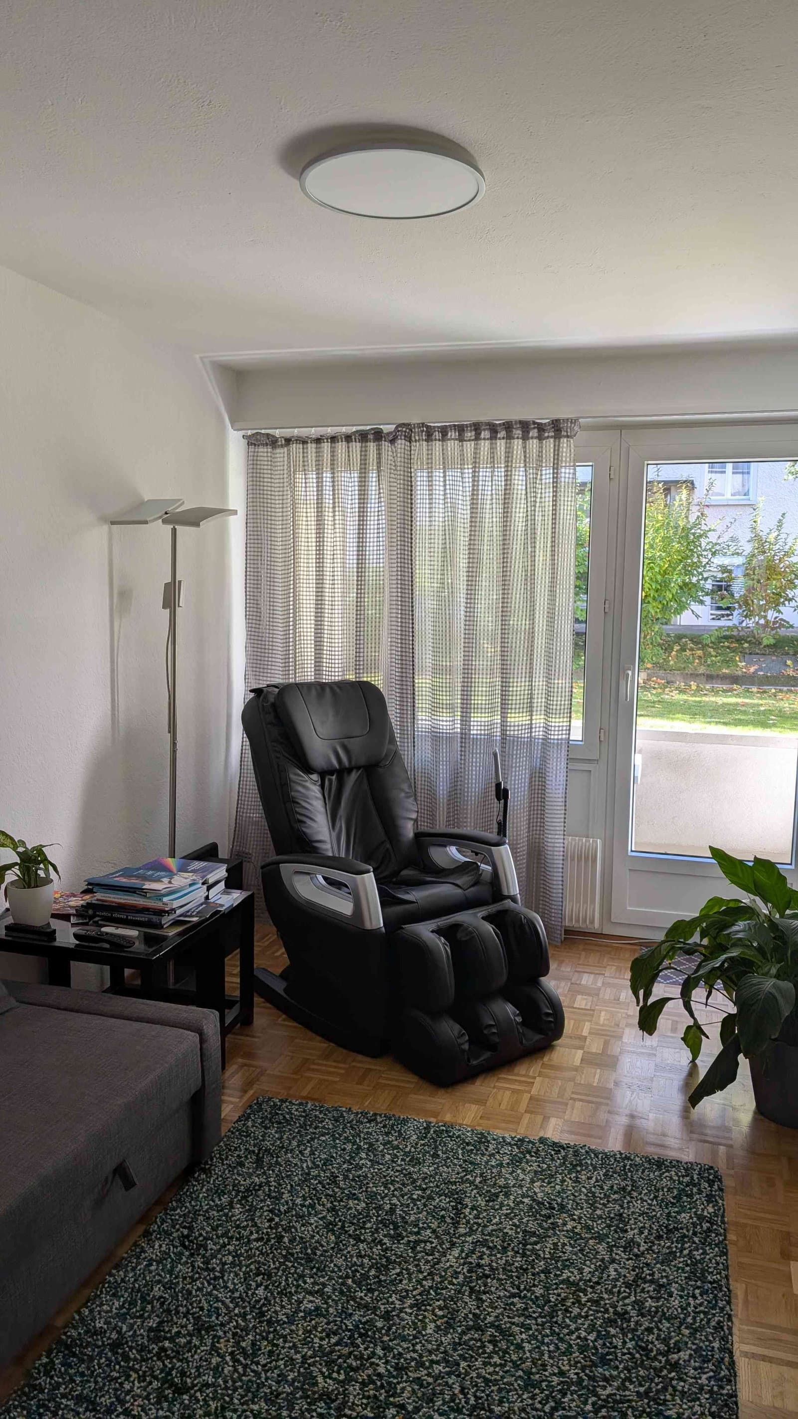 Möbliertes Zimmer in einer voll ausgestatteten Wohnung — vignette 3