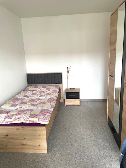möbliertes Zimmer / furnished room — photo 1