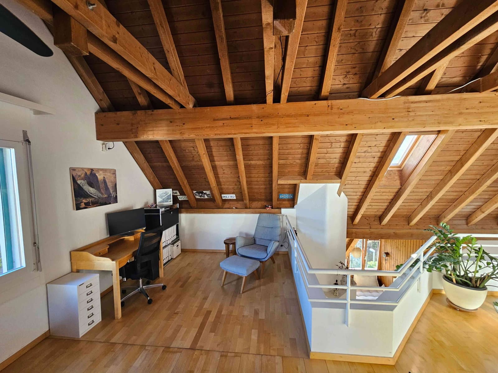 Wunderschön möblierte Maisonette, Terrasse und Aussicht - Albisrieden — vignette 5