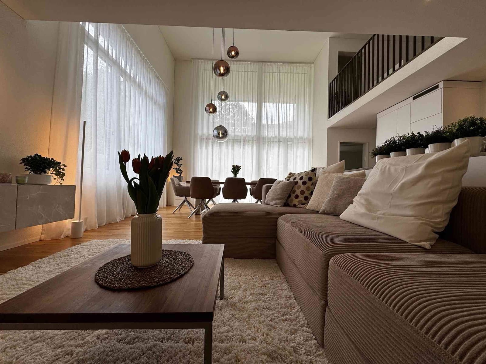 Befristet, möbliert: 4.5-Zimmer-Maisonette in Uster — photo 1
