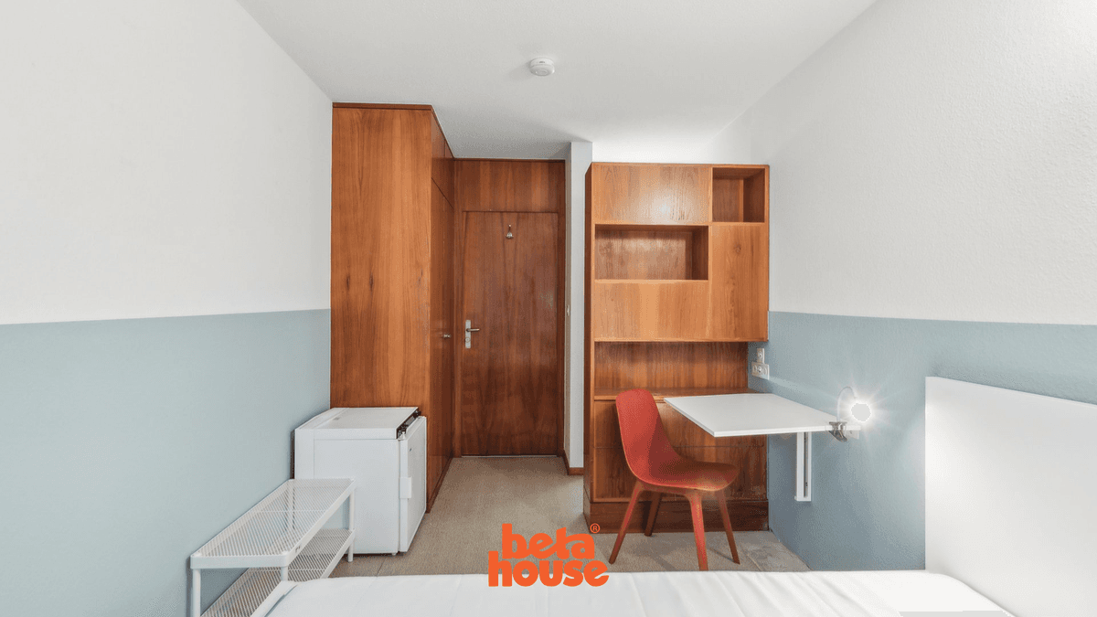 betahouse — photo 1
