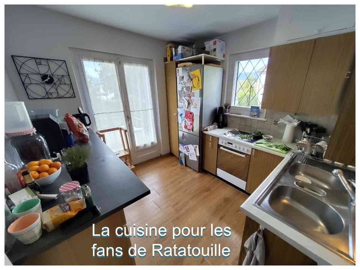 Grande chambre en colocation dans une villa — vignette 2