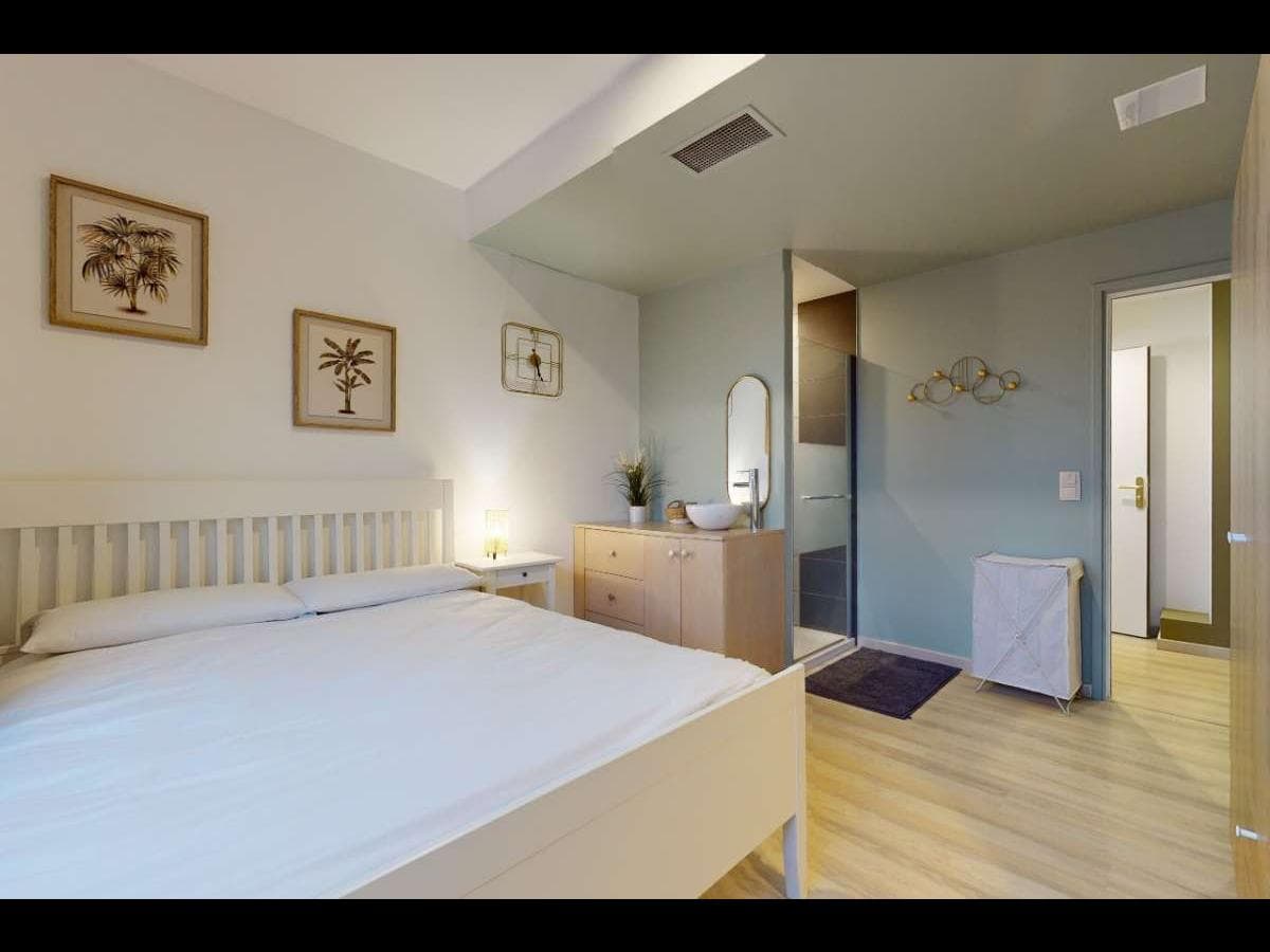 Appartement 9 pièces de 214 m² — vignette 12