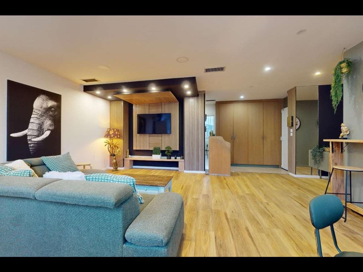 Appartement 9 pièces de 214 m² — vignette 5
