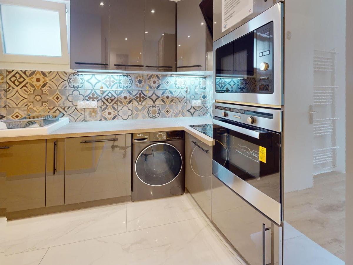 Appartement 6 pièces de 80 m² — vignette 9