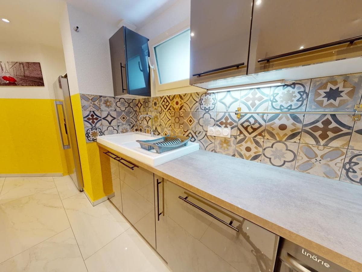 Appartement 6 pièces de 80 m² — vignette 10