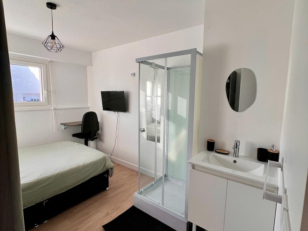 Appartement 5 pièces de 77 m² — photo 1