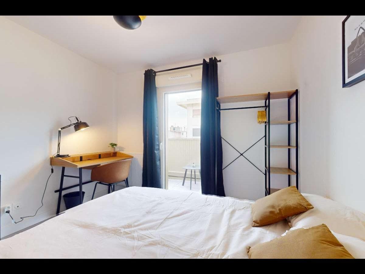 Appartement 4 pièces de 82 m² — vignette 12