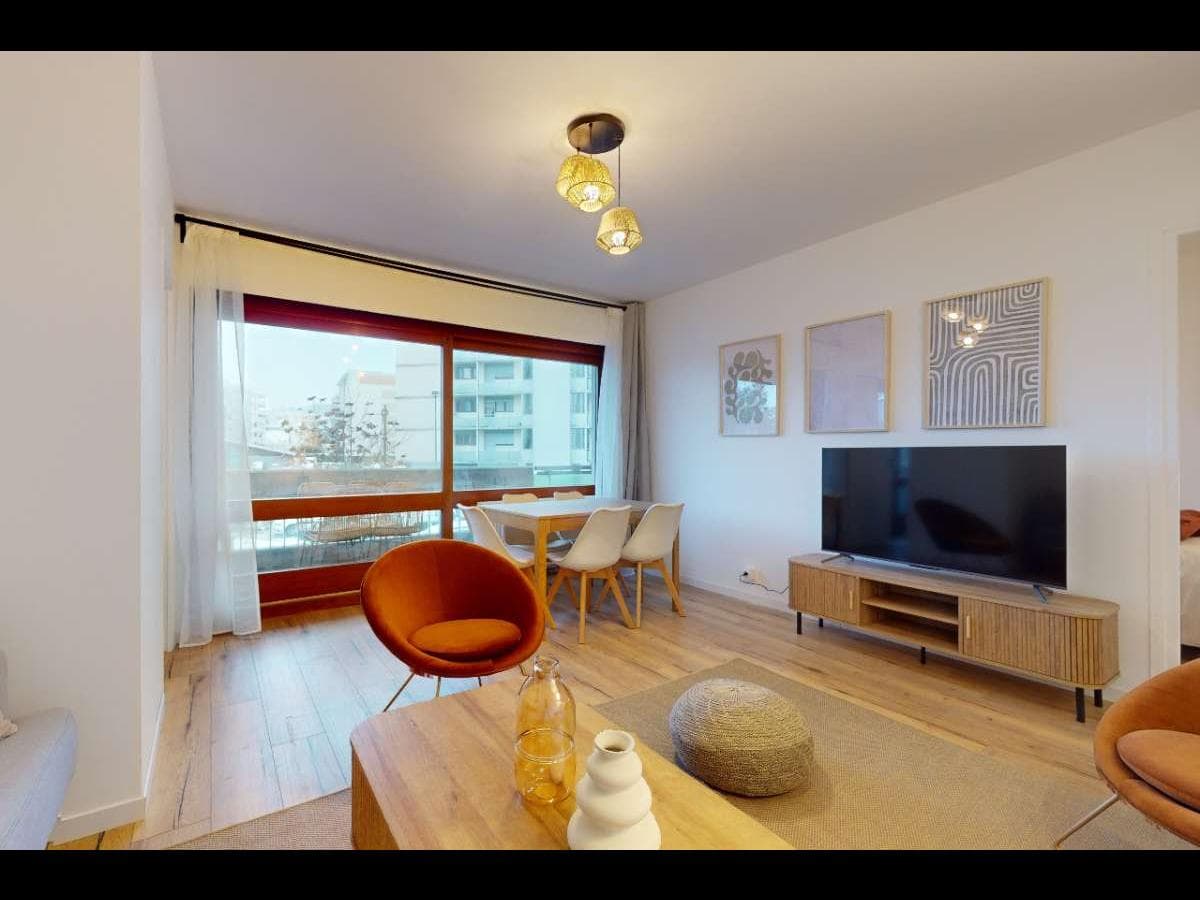 Appartement 6 pièces de 100 m² — photo 1