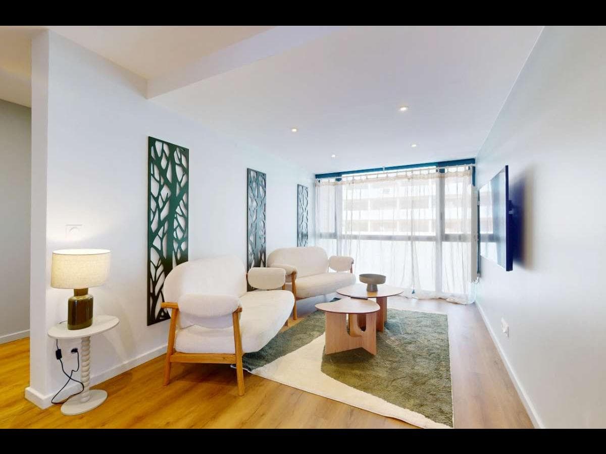 Appartement 6 pièces de 130 m² — photo 1