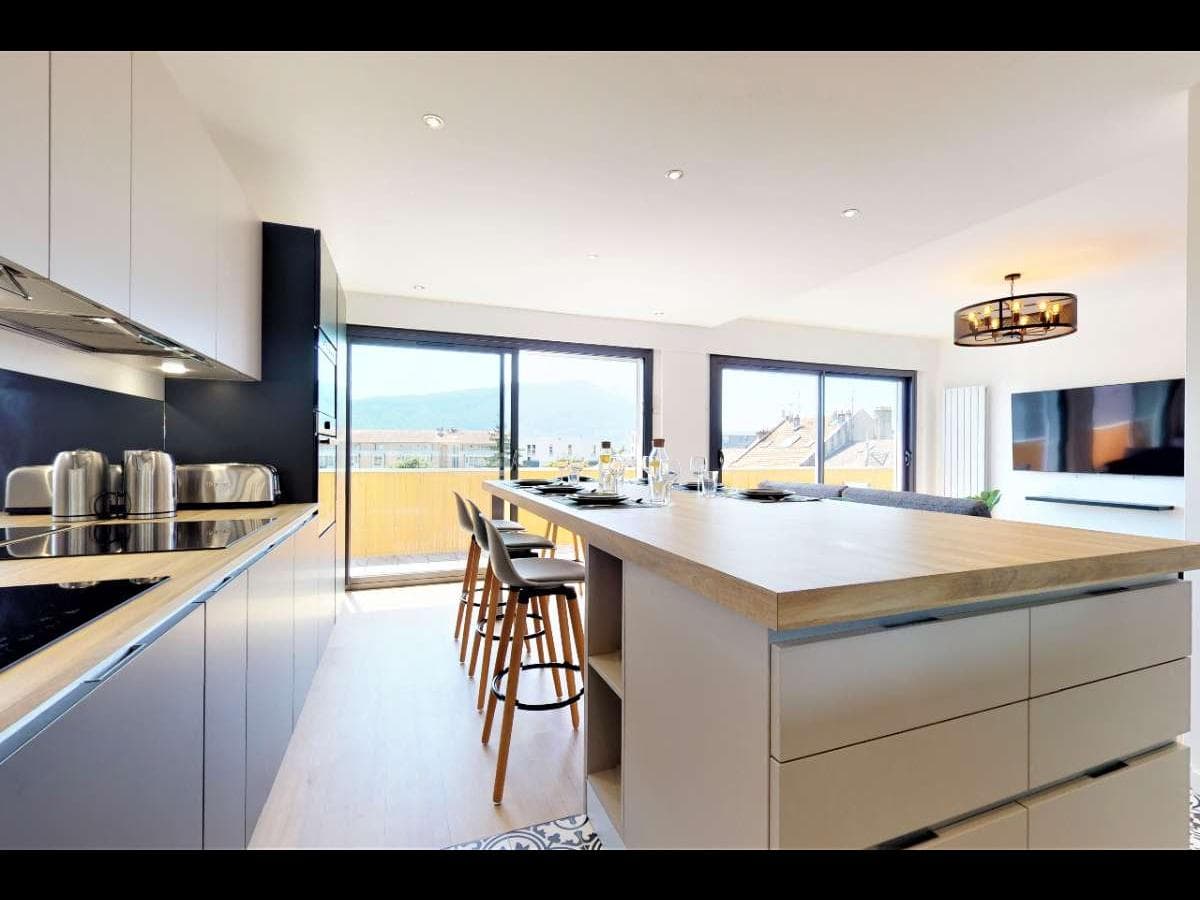Appartement 8 pièces de 157 m² — vignette 4