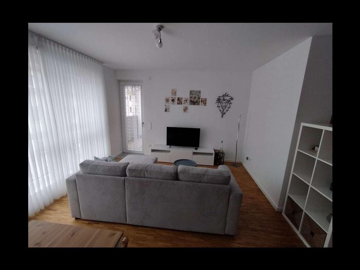 Appartement 2 pièces de 65 m² — vignette 2