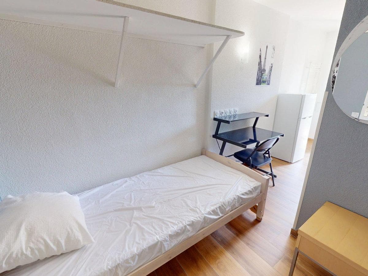 Appartement 3 pièces de 27 m² — vignette 4