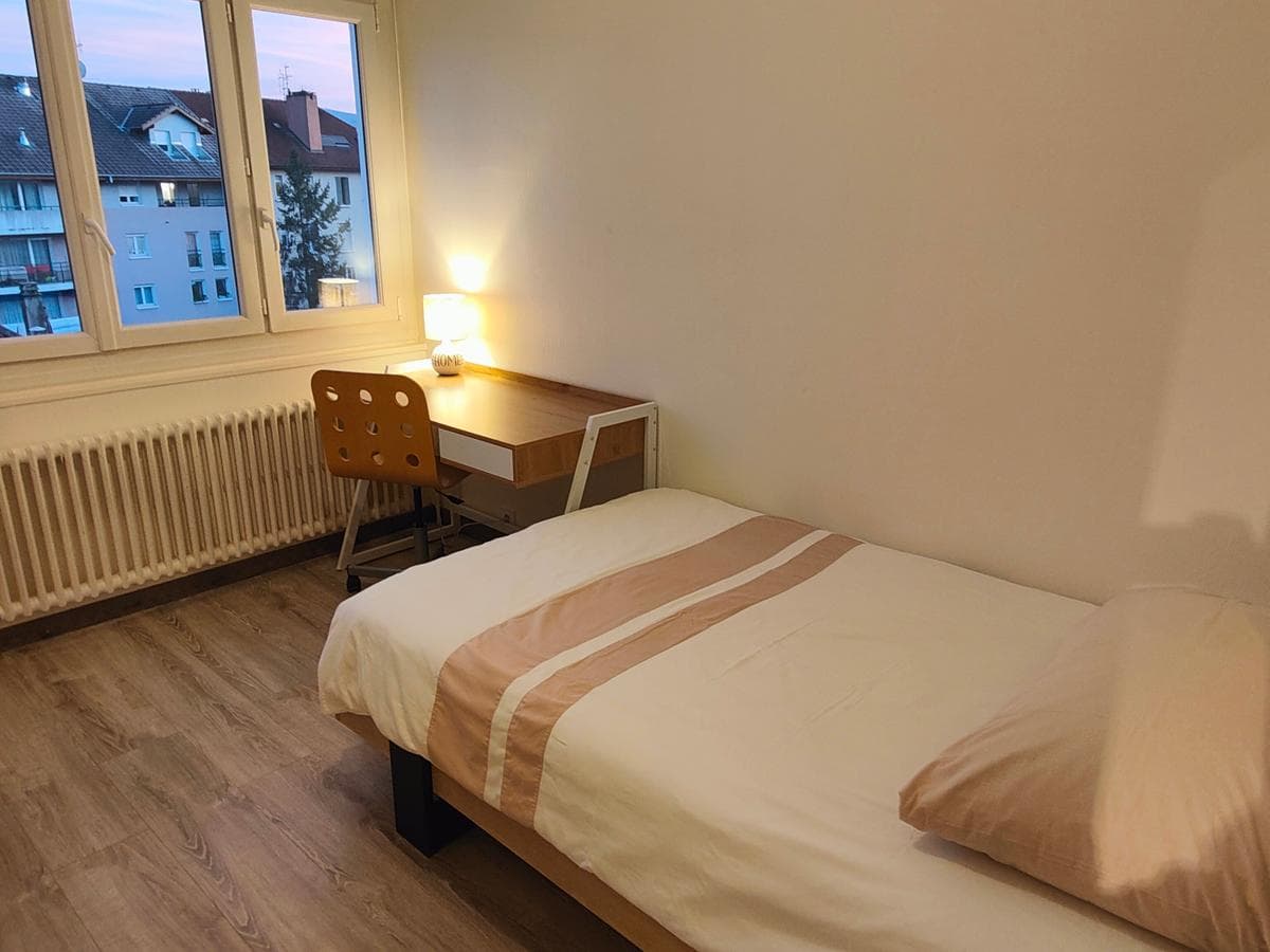 Appartement 5 pièces de 100 m² — photo 1