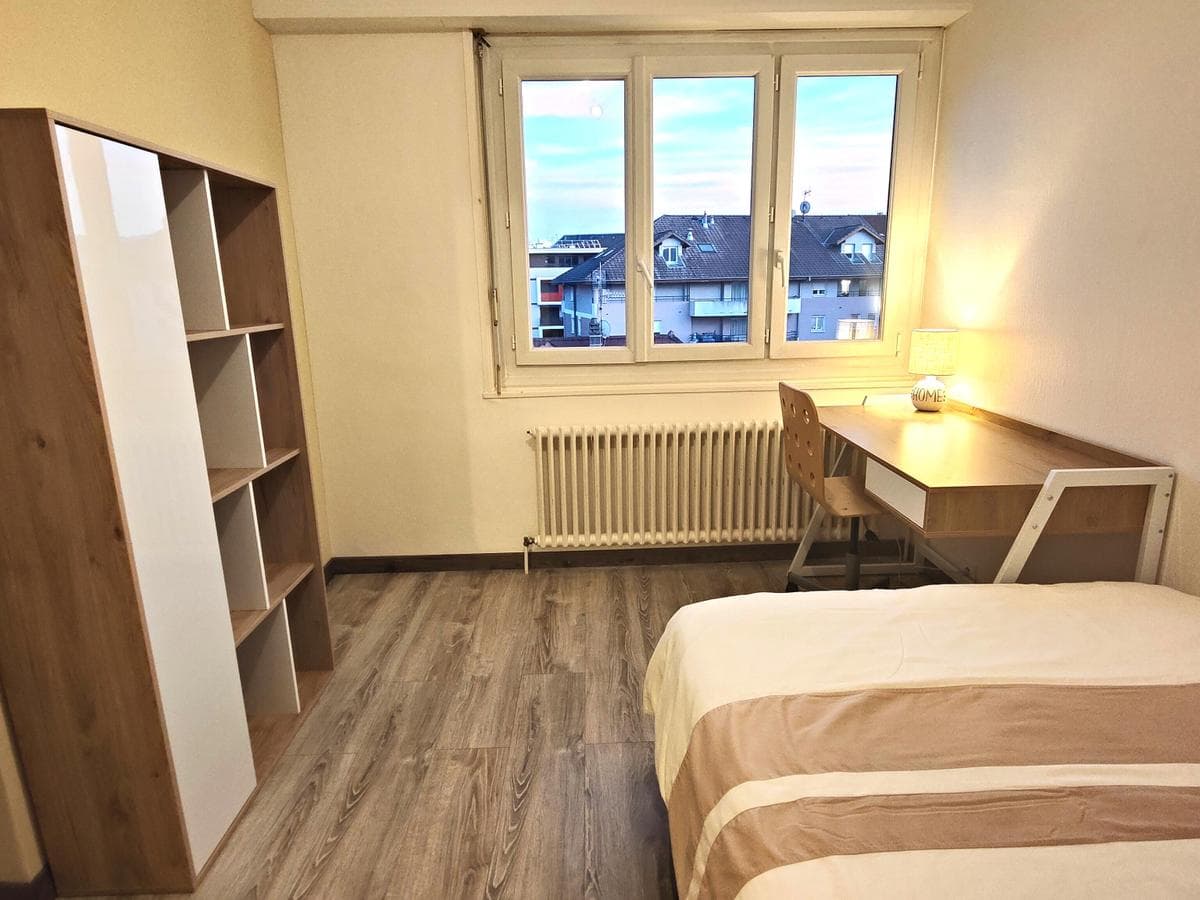 Appartement 5 pièces de 100 m² — vignette 3