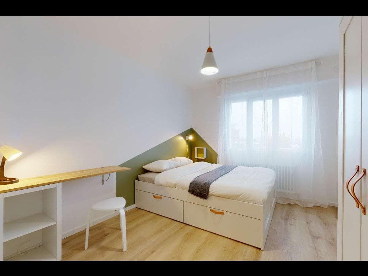 Appartement 5 pièces de 100 m² — vignette 6