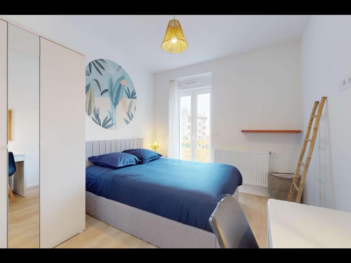 Appartement 6 pièces de 100 m² — vignette 11
