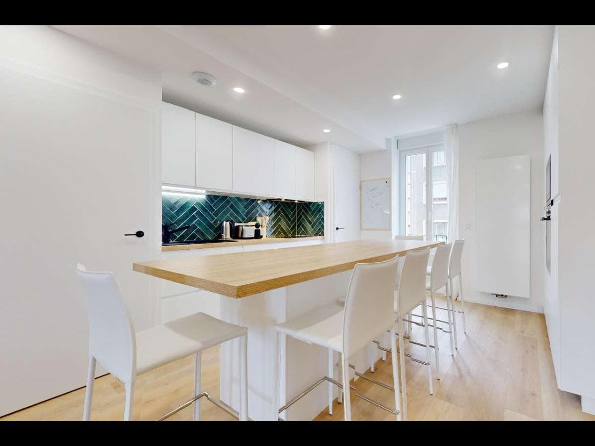 Appartement 6 pièces de 100 m² — vignette 4