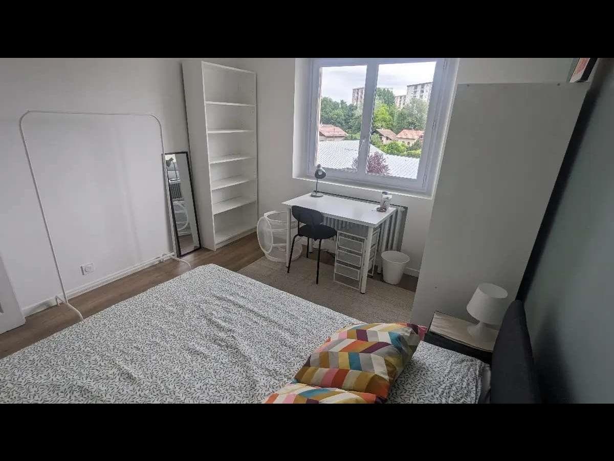 Appartement 5 pièces de 85 m² — vignette 7