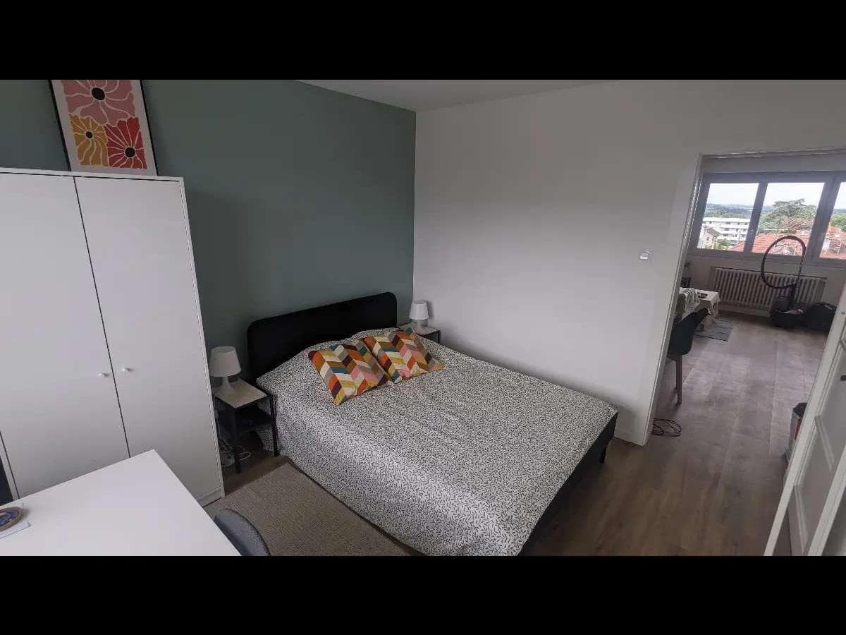 Appartement 5 pièces de 85 m² — vignette 8