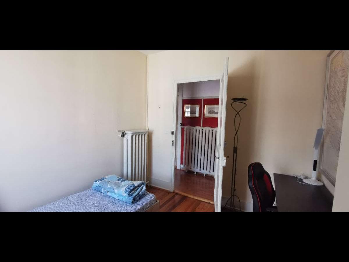 Appartement 5 pièces de 110 m² — vignette 2