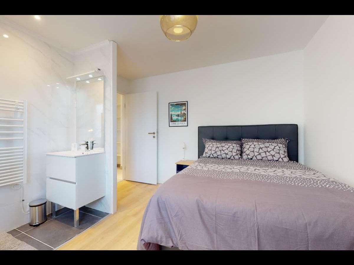 Maison 6 pièces de 157 m² — vignette 9