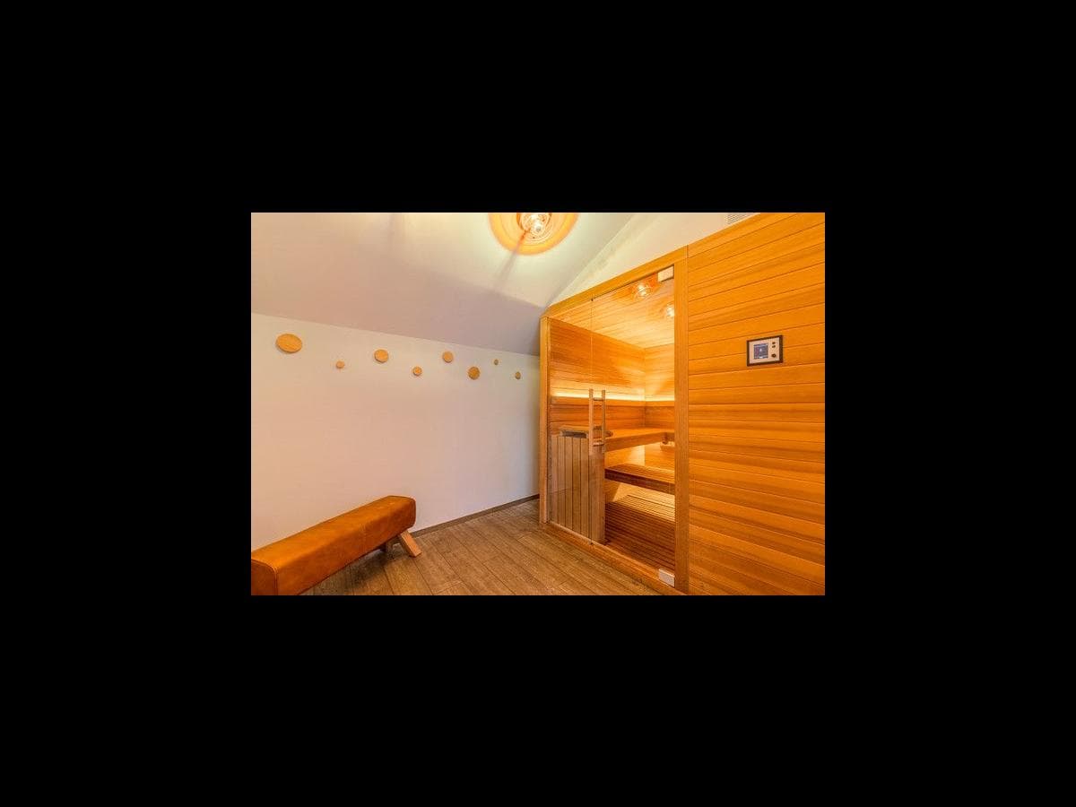 Villa 10 pièces de 540 m² — vignette 4