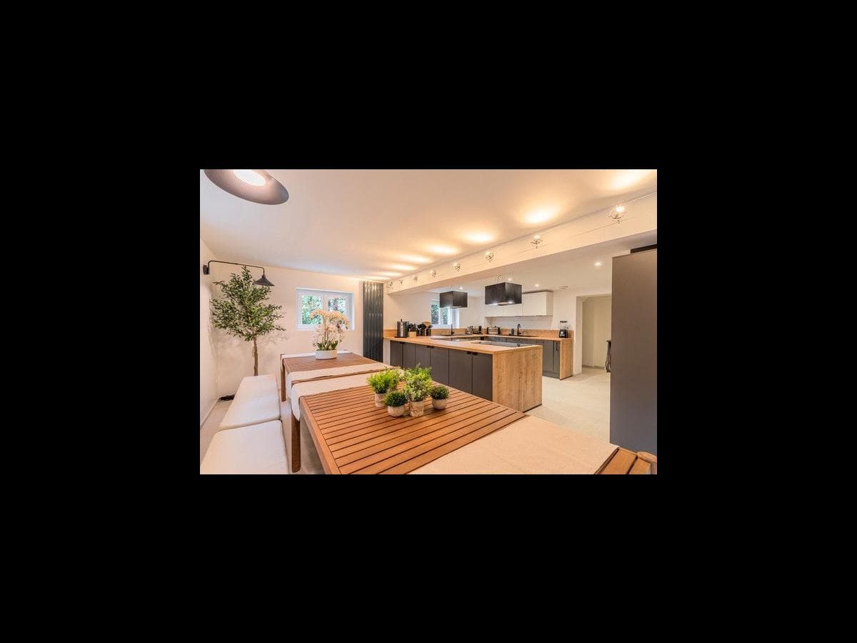 Villa 10 pièces de 540 m² — vignette 8