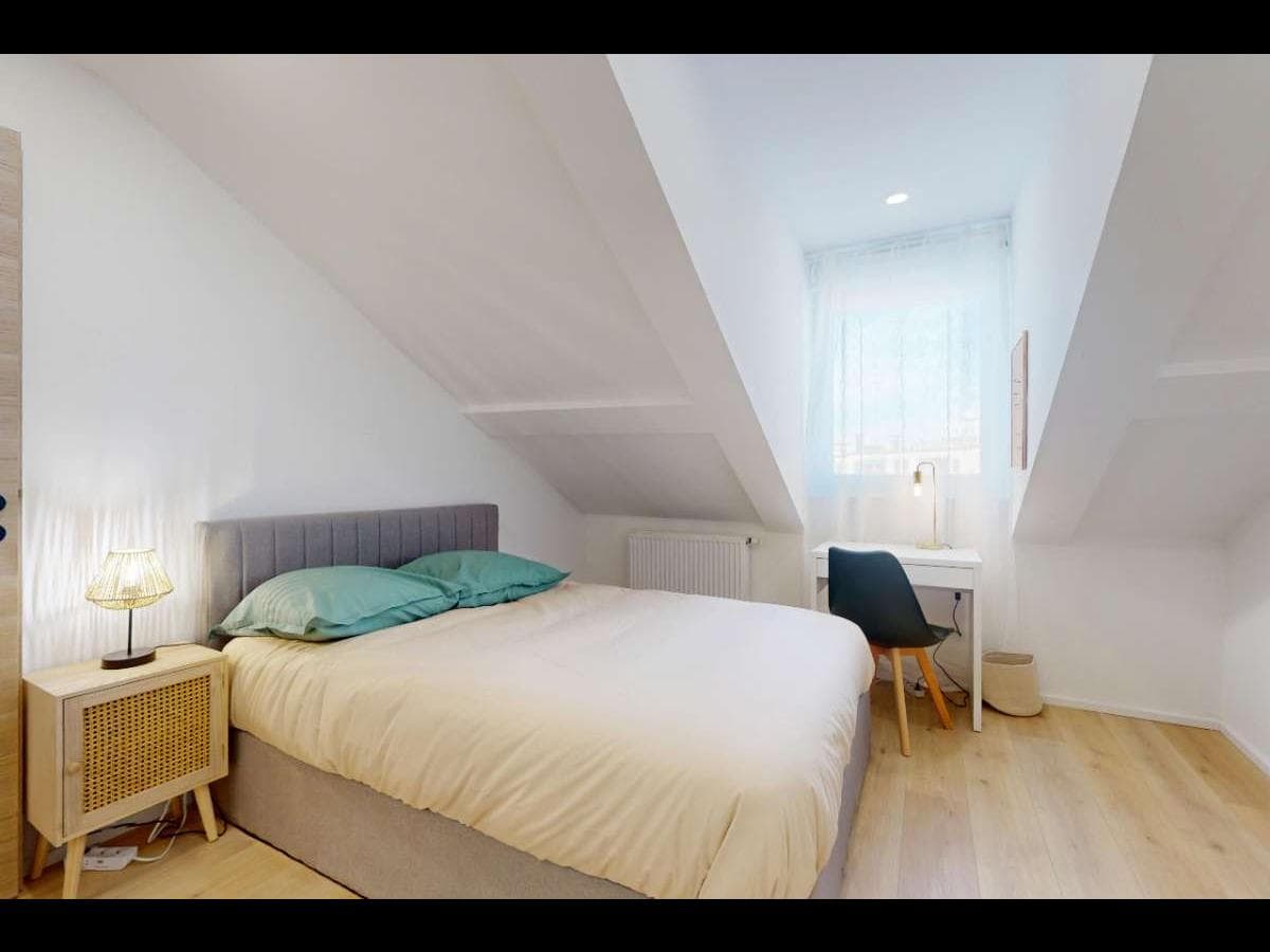 Appartement 9 pièces de 216 m² — vignette 5