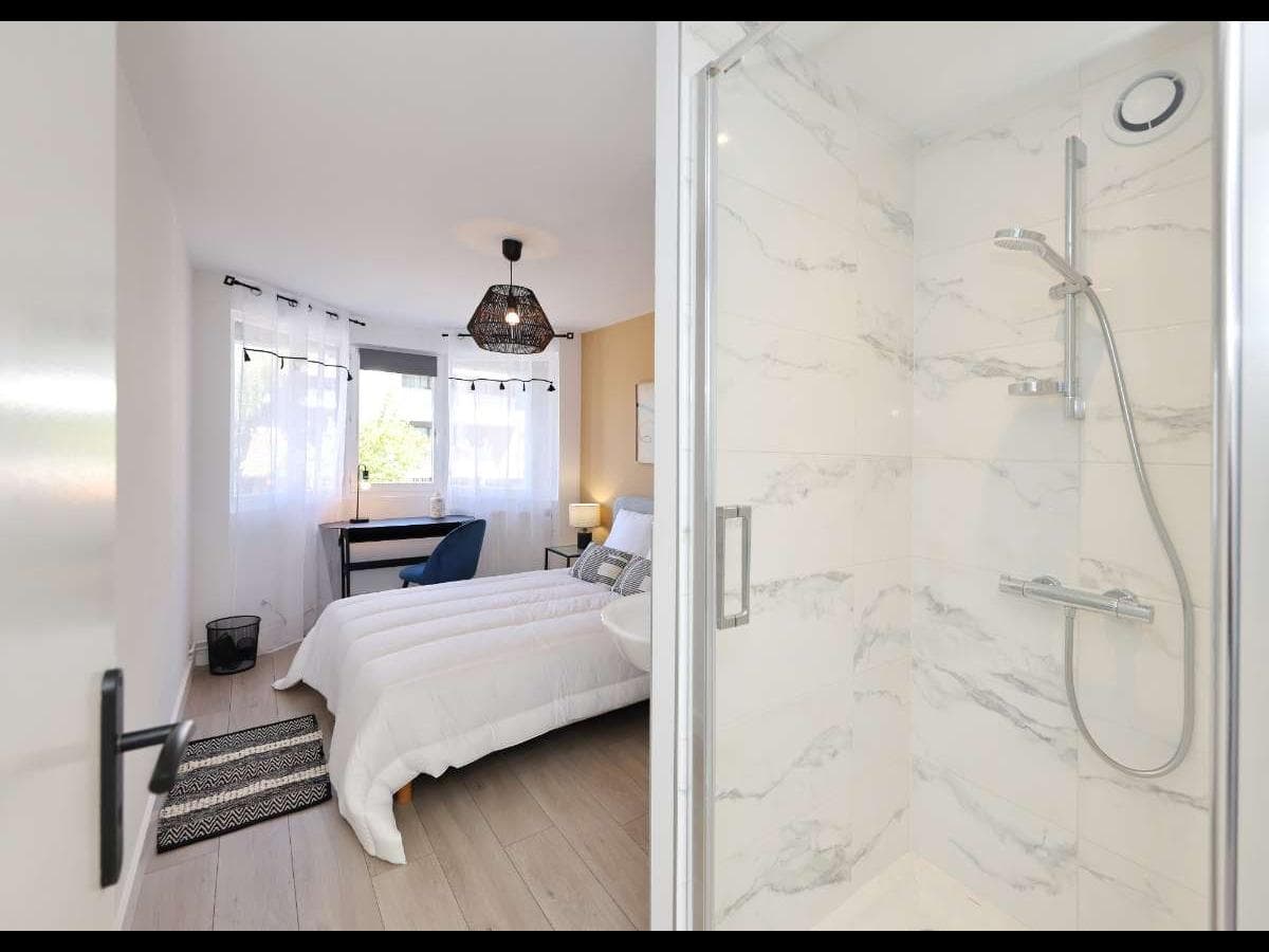 Appartement 4 pièces de 77 m² — vignette 2