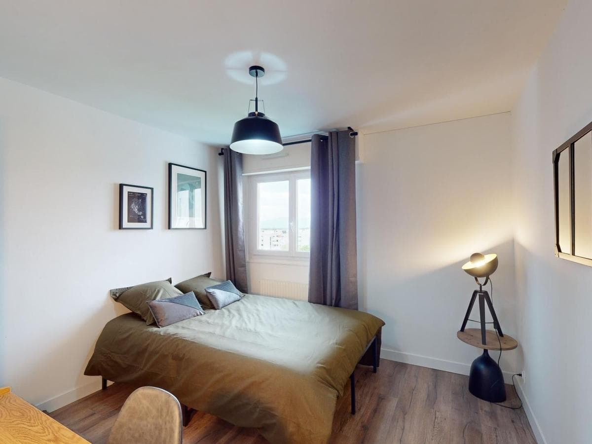 Appartement 5 pièces de 86 m² — photo 1