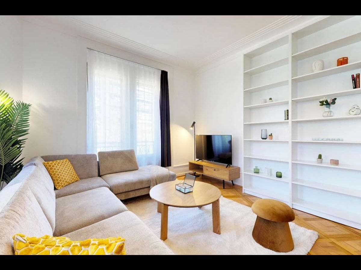 Appartement 7 pièces de 180 m² — vignette 2