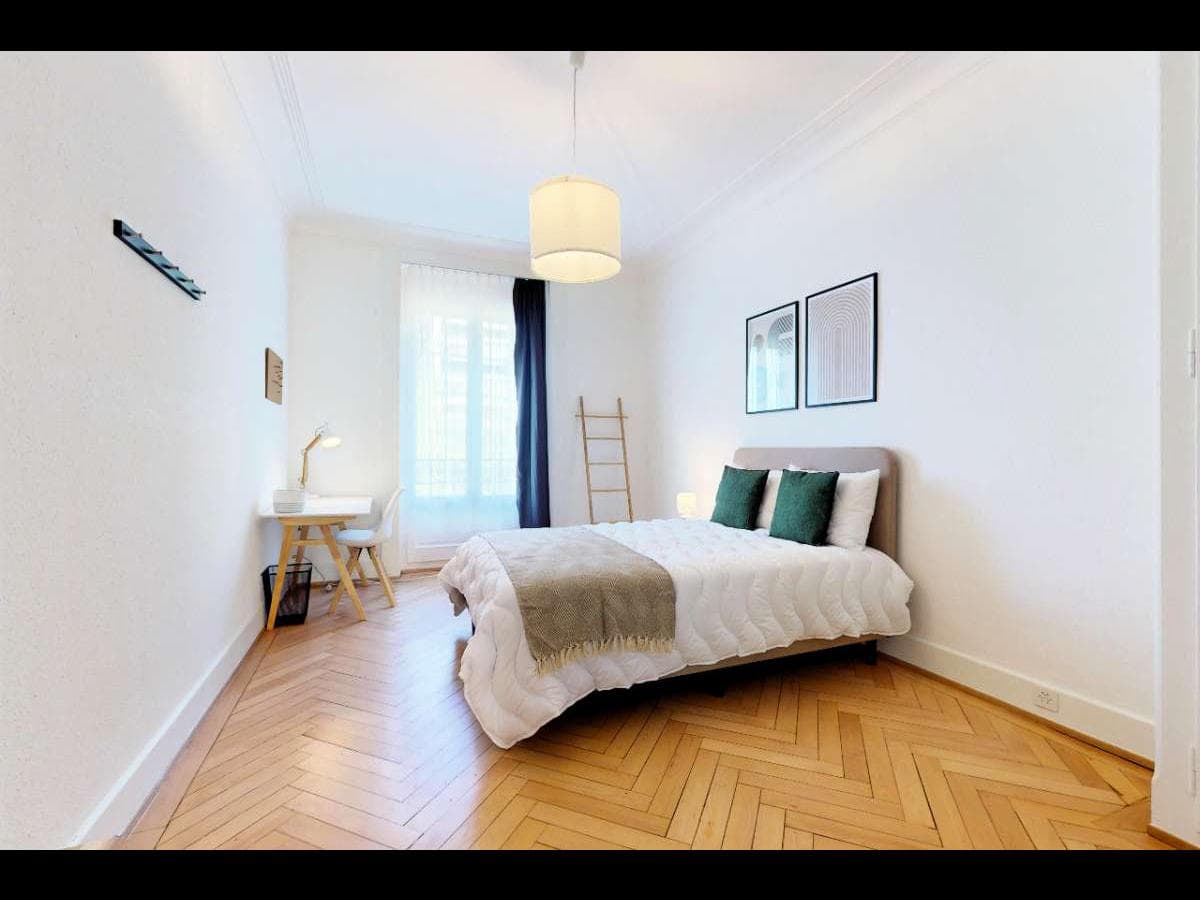 Appartement 7 pièces de 180 m² — vignette 12