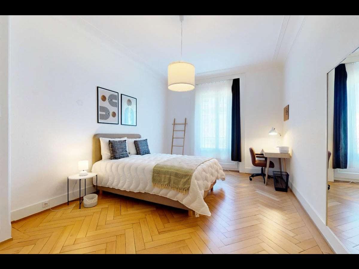 Appartement 7 pièces de 180 m² — vignette 10