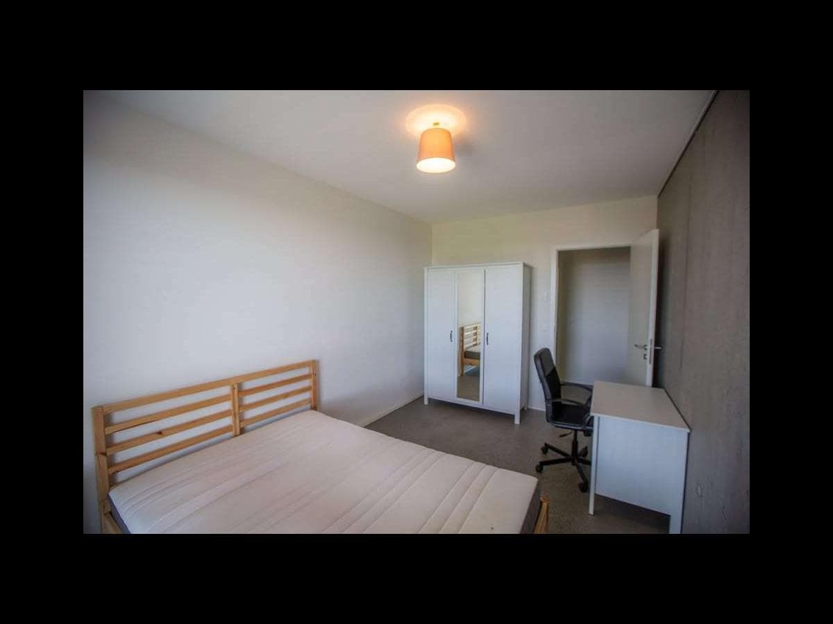 Appartement 5 pièces de 108 m² — vignette 2