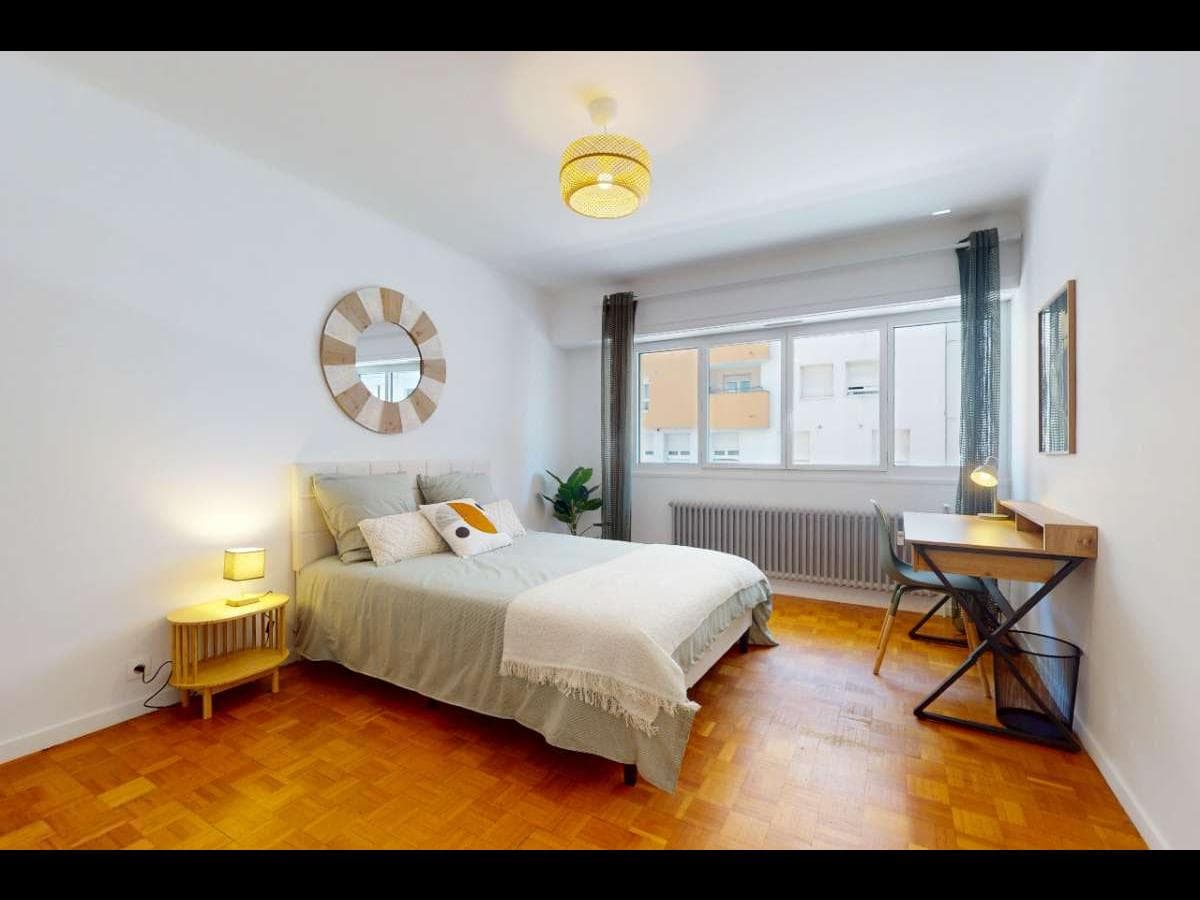 Appartement 5 pièces de 89 m² — vignette 8