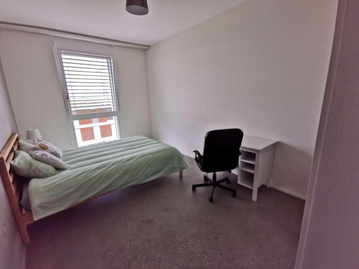 Appartement 5 pièces de 108 m² — vignette 4
