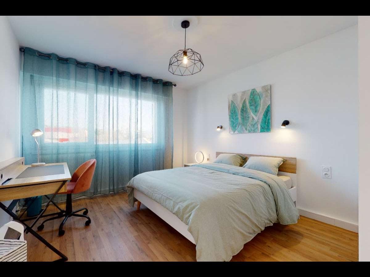 Appartement 5 pièces de 105 m² — vignette 9