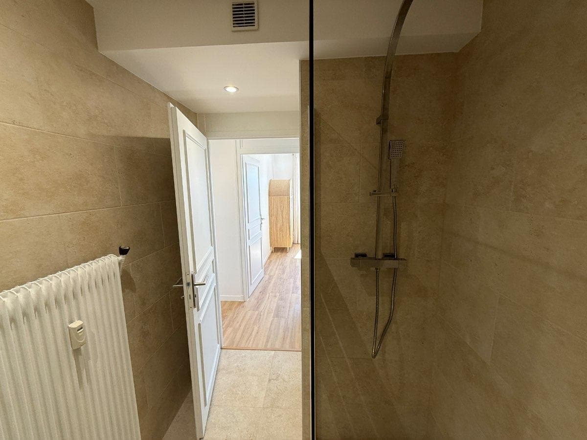 Appartement 5 pièces de 85 m² — vignette 4