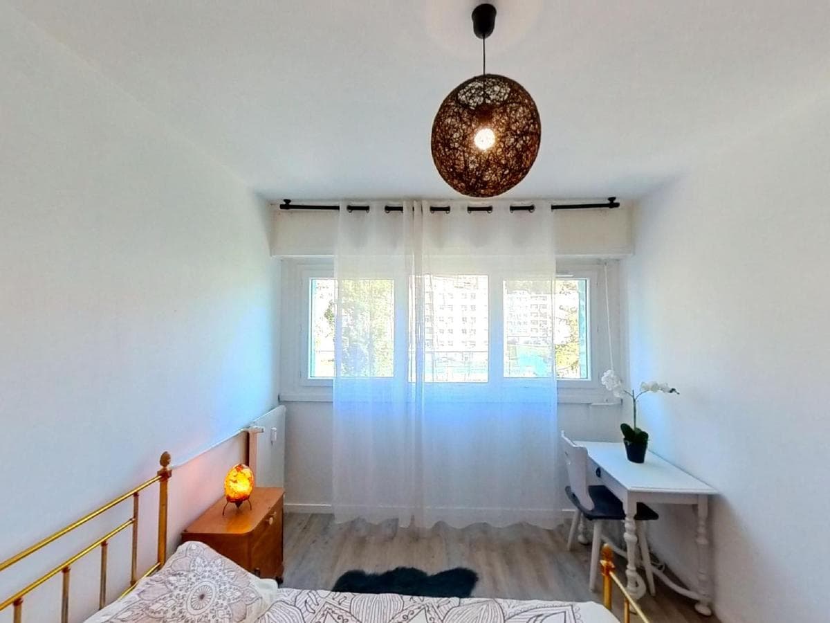 Appartement 4 pièces de 75 m² — vignette 3