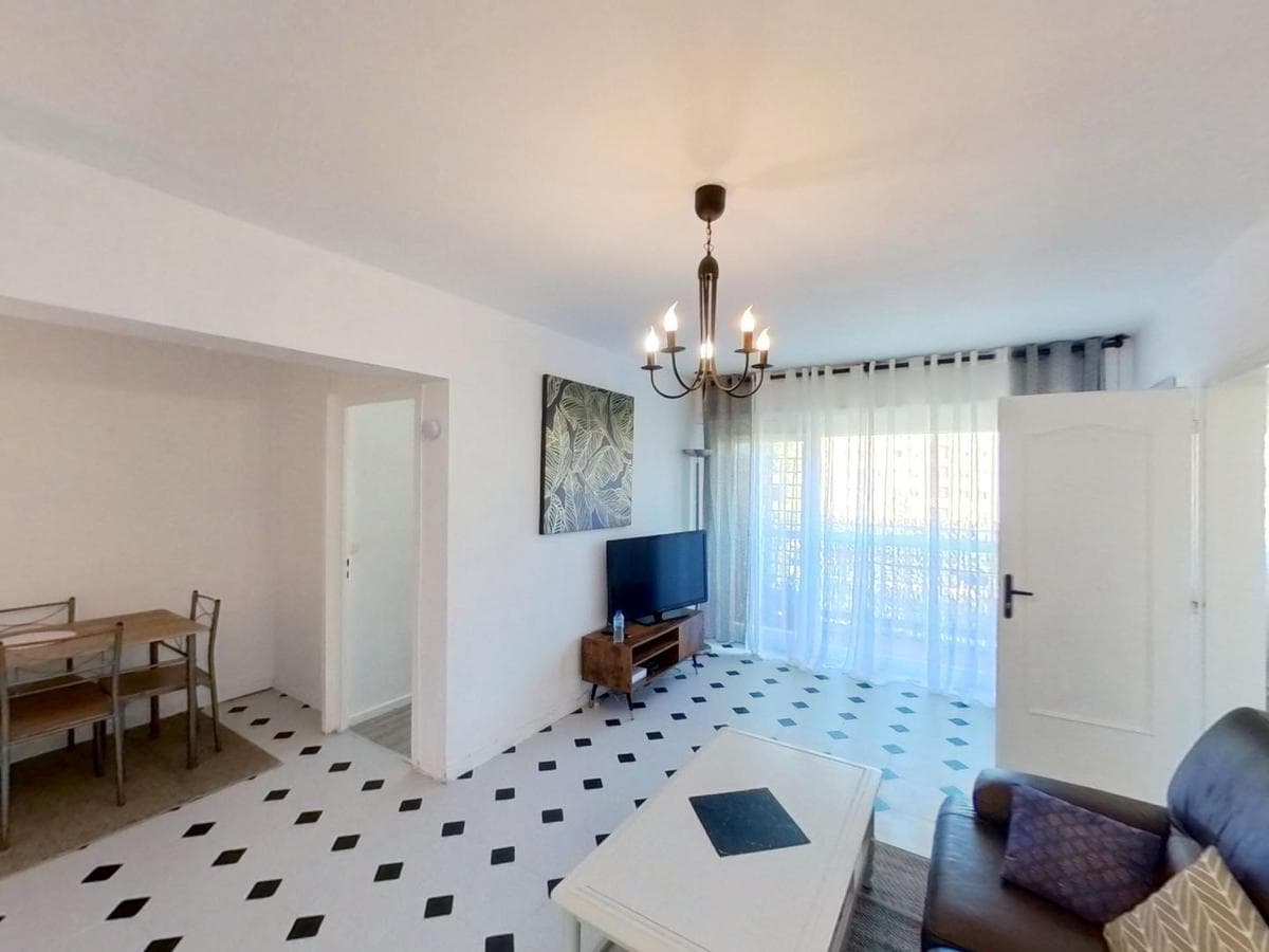 Appartement 4 pièces de 75 m² — vignette 4