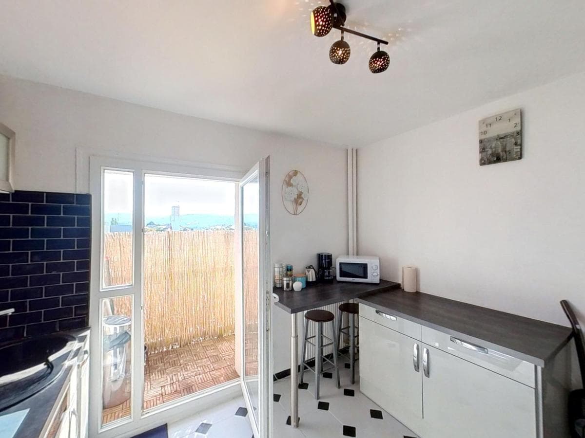 Appartement 4 pièces de 75 m² — vignette 8