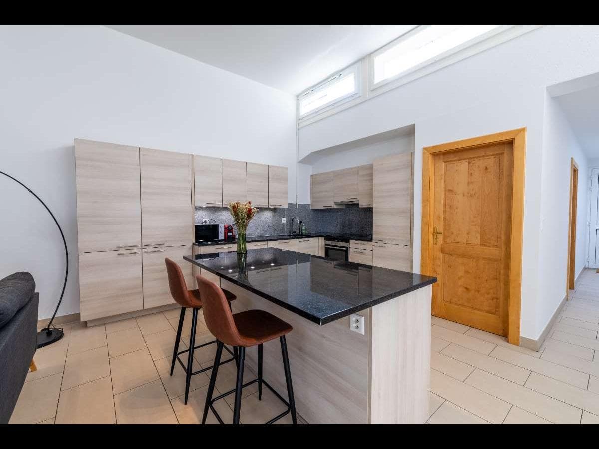 Appartement 6 pièces de 180 m² — vignette 3