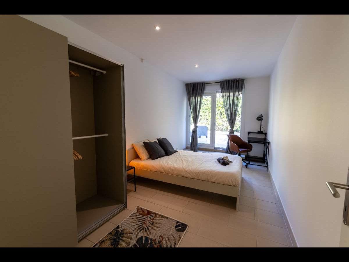 Appartement 6 pièces de 180 m² — vignette 9