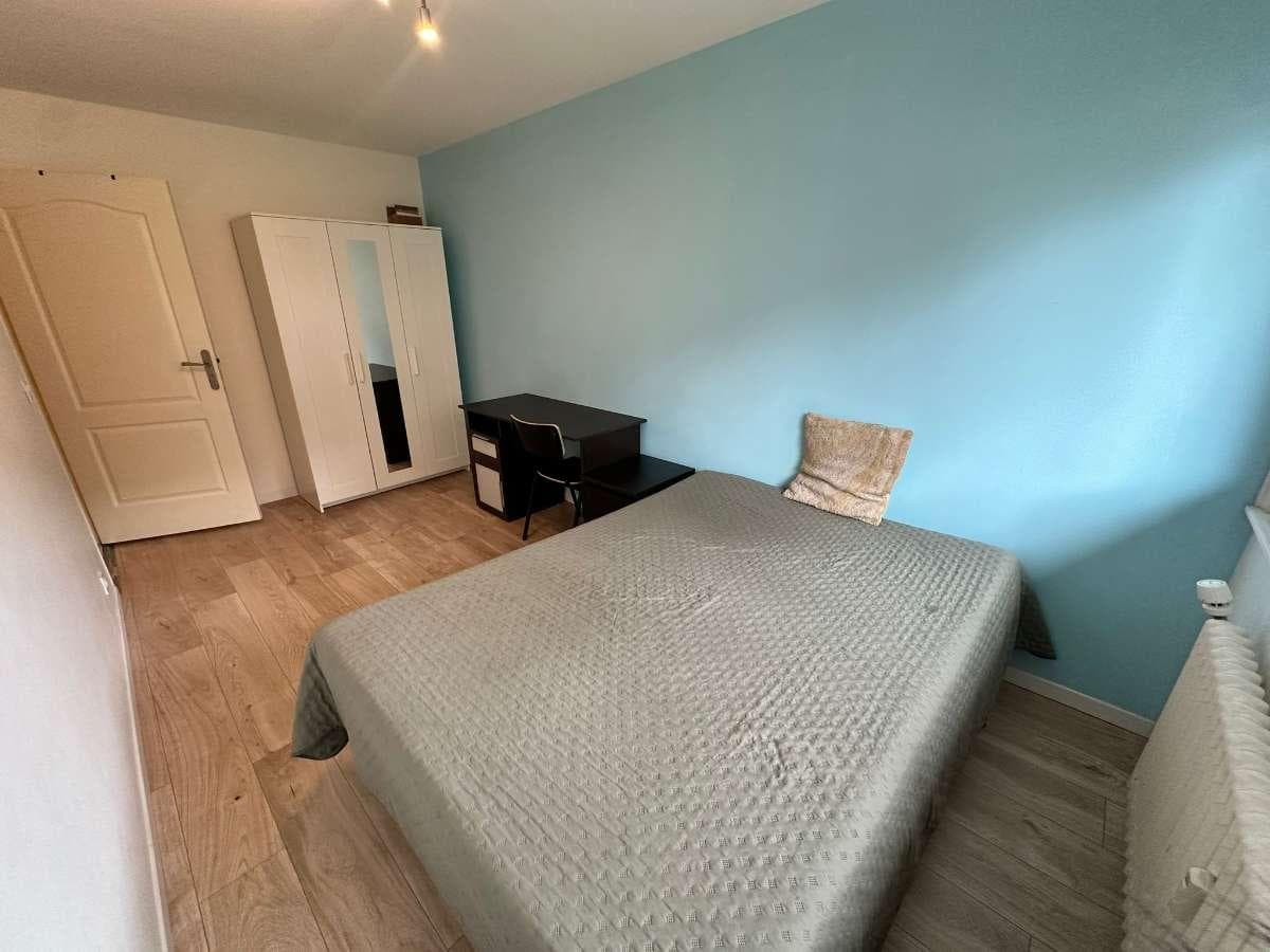 Appartement 6 pièces de 120 m² — vignette 3